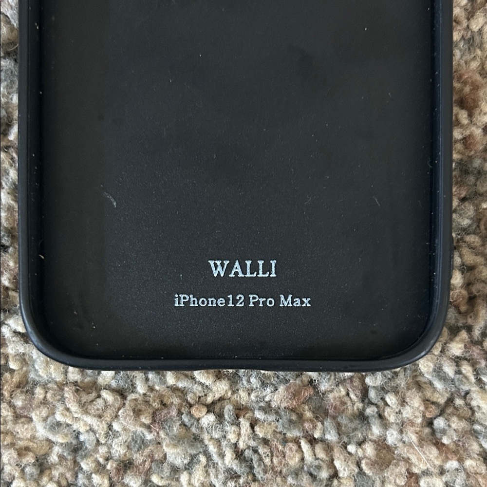 WALLI iPhone 12 Pro case hearts - Picture 3 of 3